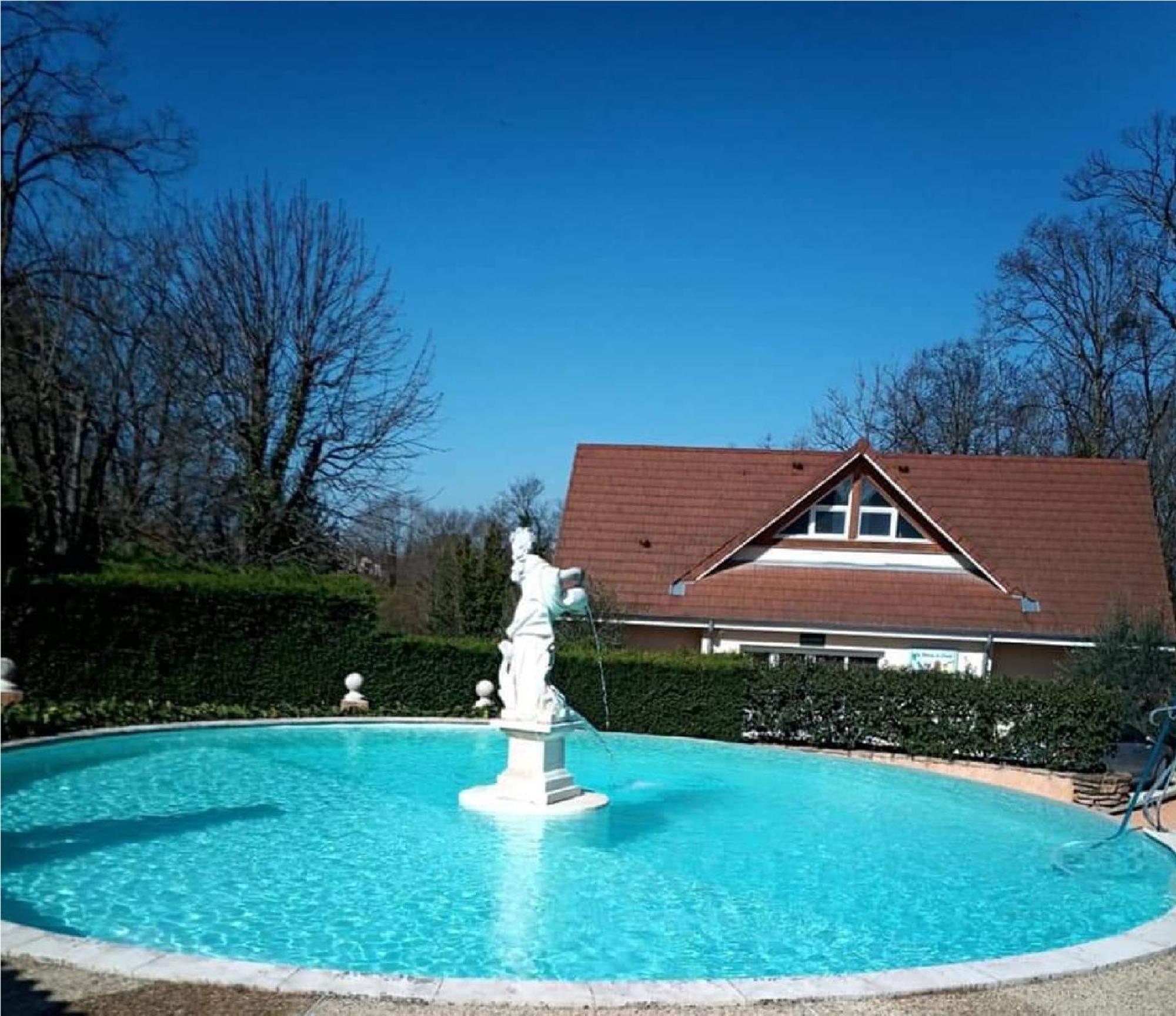 Les Jardins Du Castel Gites Annick Et Jean Paul Saint-Georges-d'Esperanche Bagian luar foto